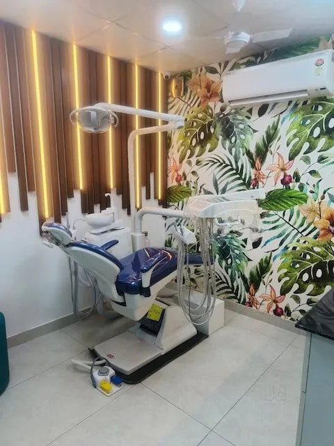 Clean, modern dental treatment room at Imperial Dental, East Delhi